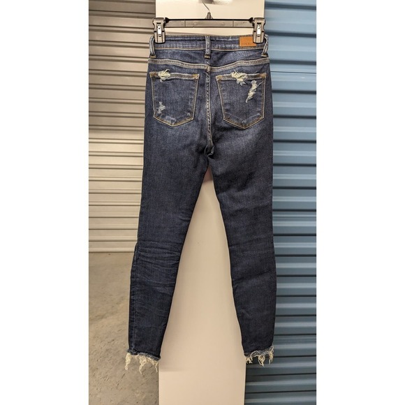 JUDY BLUE 0/24 Jeans 2 Pairs Skinny Fit Heavy Distress Raw‎ Hem Whiskering - Picture 3 of 9